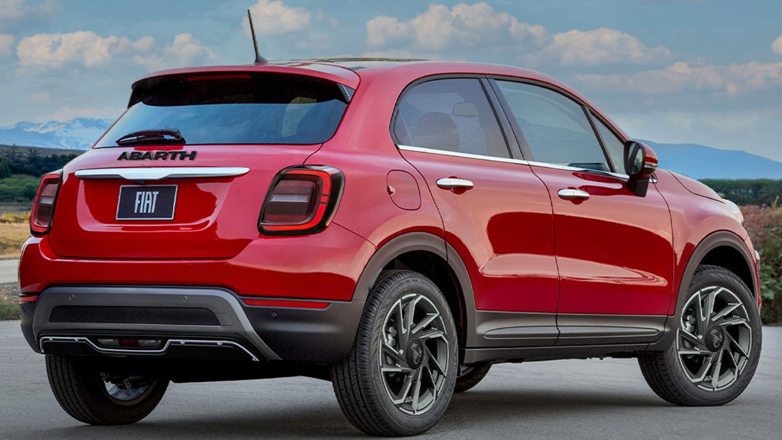 Το Abarth 500e έγινε SUV!
